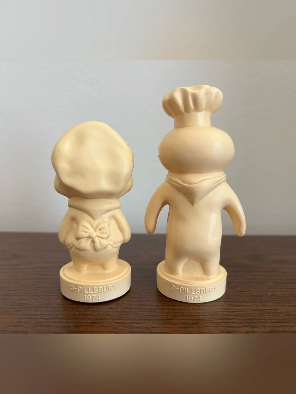 Vintage Pillsbury Plastic Salt & Pepper Shaker Set